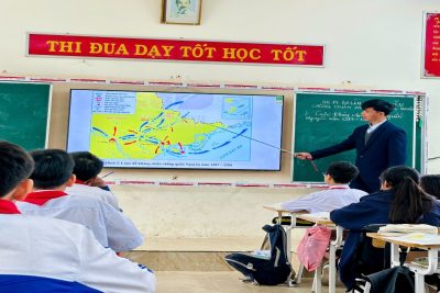 GƯƠNG SÁNG ĐIỂN HÌNH TRONG ĐỔI MỚI, SÁNG TẠO VÀ NÂNG CAO CHẤT LƯỢNG GIÁO DỤC